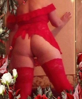 Я предлагаю широкий спектр услуг, которые включают в себя: классический секс, оральный секс, анальный секс, эротический массаж и многое другое. Я всегда стараюсь создать расслабляющую и приятную атмосферу для нашей встречи. У меня большой выбор фотографий, чтобы ты мог увидеть, как я выгляжу. Мои клиенты говорят, что я обладают невероятной красотой и непревзойденным сервисом. Я живу в Москве, так что ты можешь легко найти меня для очаровательной встречи. Не стесняйся и напиши мне, я обещаю, что твое время со мной будет незабываемым! 💋 Алла
